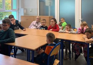 TEATR KAMISHIBAI PRZEDSTAWIA: MISIOWE SPOSOBY NA NOCNE STRACHY